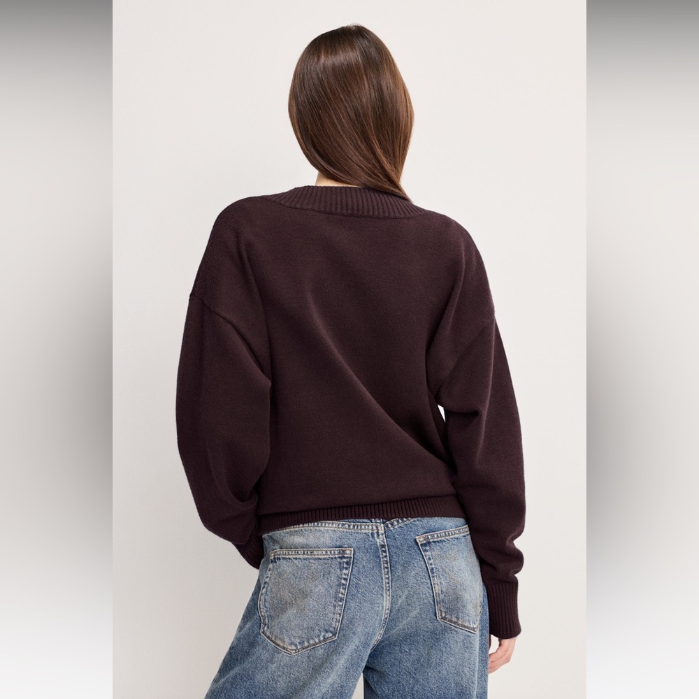 Good American Relaxed Deep V-neck Sweater - Picture 4 of 12